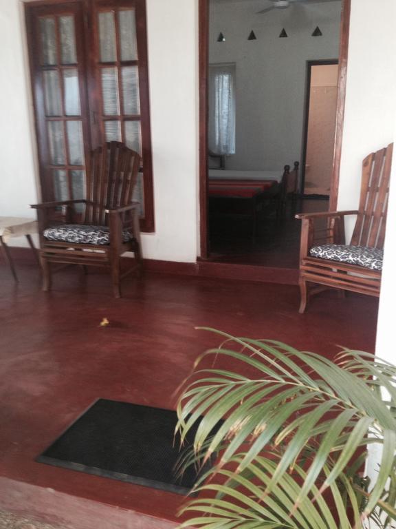 Manik Home Stay Kudapaduwa Δωμάτιο φωτογραφία